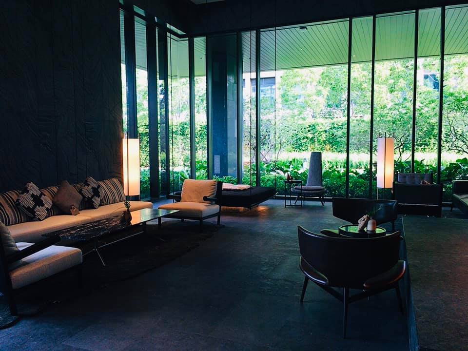 【Kimpton Maa-Lai Bangkok】ホテル1階の緑豊かな庭園カフェ「CRAFT」@ランスワン
