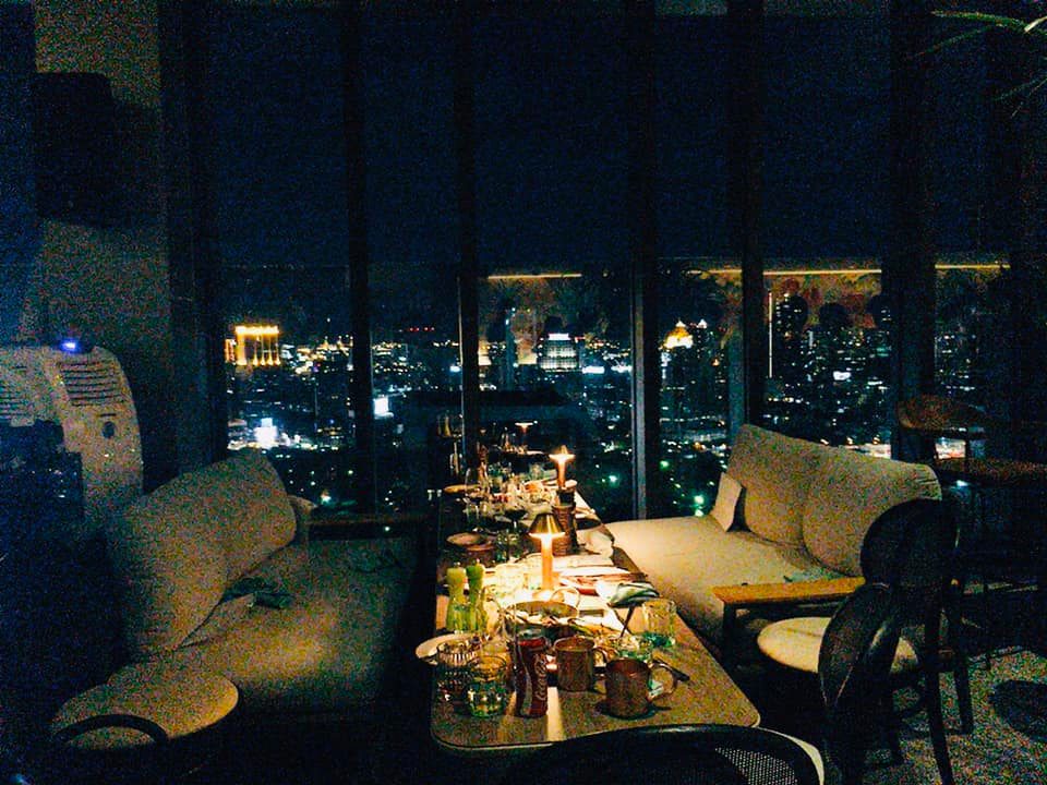 キンプトン・マーライ・バンコクの最上階 ルーフトップバーBar.Yard