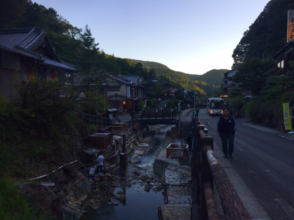 湯の峰温泉