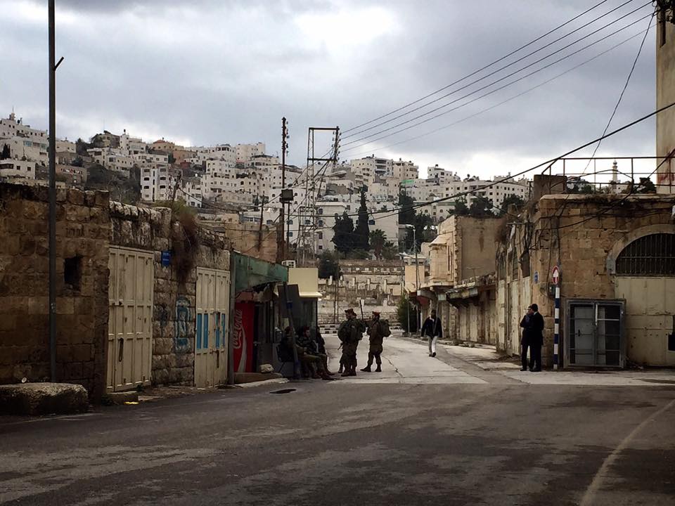 パレスチナ自治区　ヘブロンのゴーストタウン