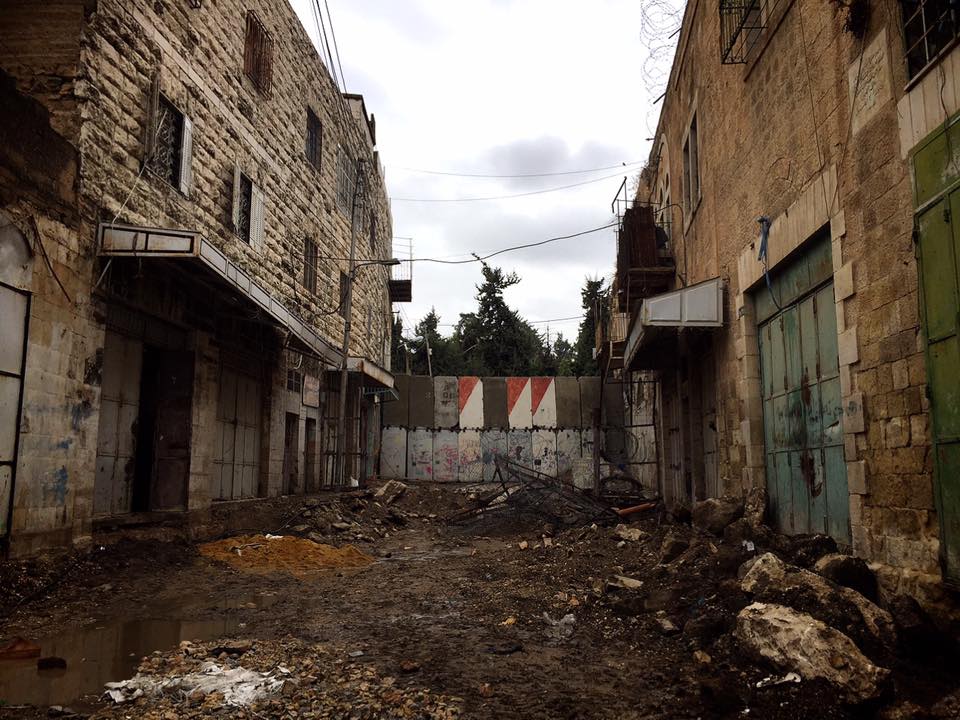 パレスチナ自治区　ヘブロンのゴーストタウン